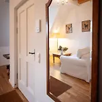 Apartment Auf Dem Schlosshof Doeben *